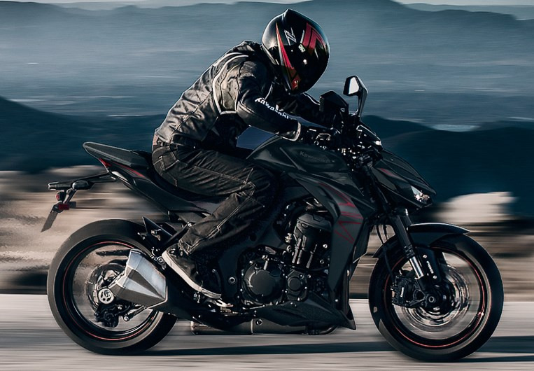 Kawasaki Z1000 ปี 2022 รถจักรยานยนต์Super naked  bikeกับเครื่องยนต์อันทรงพลัง ที่เปรียบได้กับสิงโตที่กำลังล่าเหยื่อ - รถยนต์  รถมอเตอร์ไซค์ ข่าวรถใหม่ รีวิวรถ เกร็ดความรู้