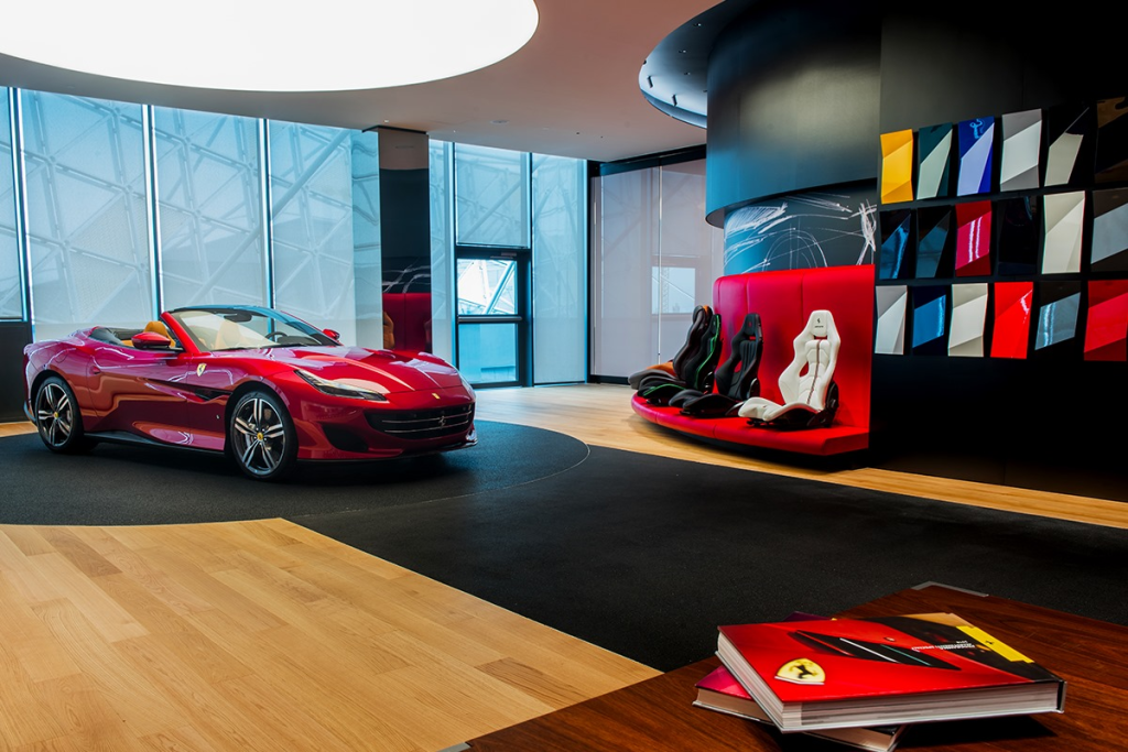 Ferrari Portofino M รถยนต์ Super Car คลาส GT เปิดประทุนเครื่องยนต์วางกลาง รุ่นเริ่มต้นของแบรนด์ กับขุมพลัง 620 แรงม้า 6