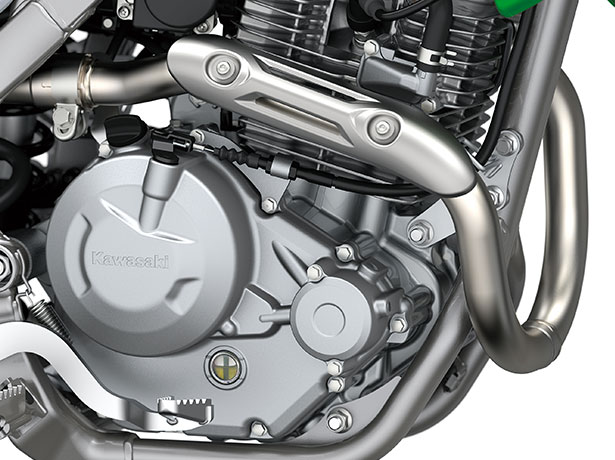 Kawasaki KLX 230 R รถจักรยานยนต์วิบาก Motocross ด้วยเครื่องยนต์บล็อกใหม่แบบ All-new ที่พร้อมจะช่วยให้คุณสามาถควบคุมได้ง่ายขึ้น4