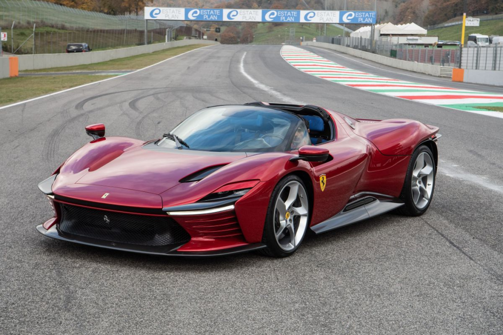 Ferrari Daytona SP3 รถยนต์ Super Car รุ่นล่าสุดของคลาส Icona ที่กับเครื่องยนต์ V12 N/A ทีรีดแรงม้าได้มากที่สุดของแบรนด์6